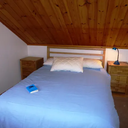 Chalet 02 *